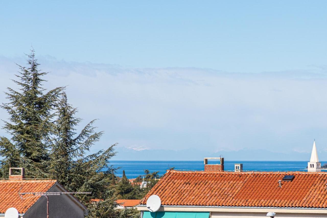 Apartments Ada Near The Sea Porec Exterior photo